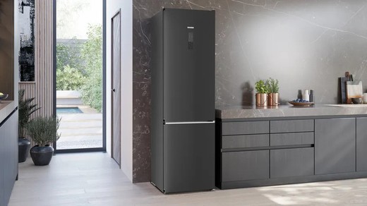 iQ500 Frigorífico combinado de libre instalación 203 x 60 cm BlackInox KG39NAXCF