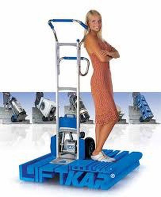 Chariots élévateurs automatiques et manuels