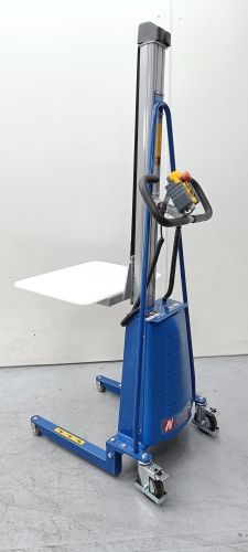 Empilhador elétrico 150 kg a 1500 mm 890 x 605 x 1.790 mm 10706