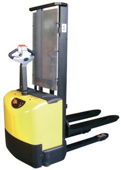 Apilador electronico 1200 kg eleva a 3580 mm 16018