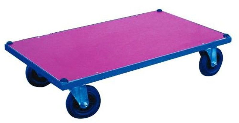 Base con ruedas 1.210 x 710. Ruedas de goma maciza 7052