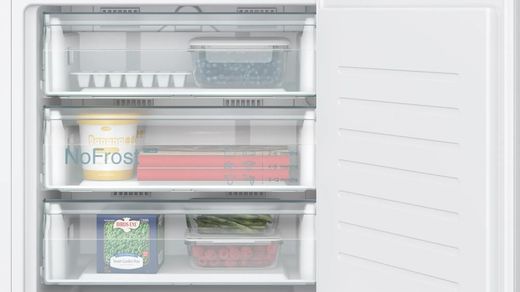 Congelador integrable SIEMENS GU21NADE0 IQ500  82 x 59.8 cm Cierre SoftClose con puerta fija