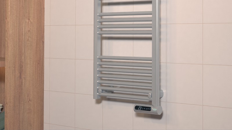 La estufa vertical de Cecotec: así es el toallero de baño más